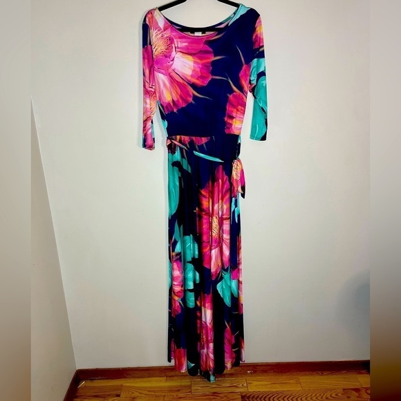 Flower print maxi dress with pockets & 3/4 sleeves - Picture 4 of 7